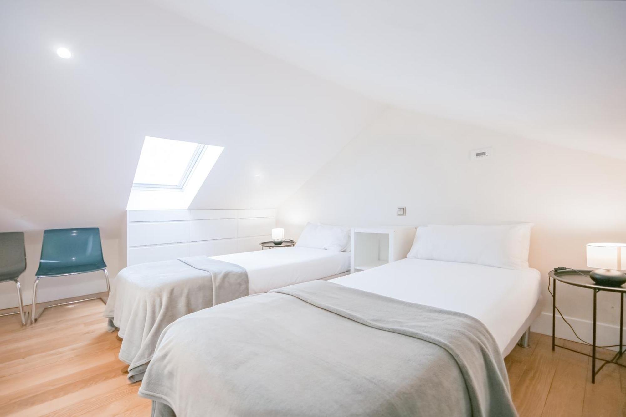 Duplex De Lujo Junto Al Bernabeu Real Madrid Villa Buitenkant foto